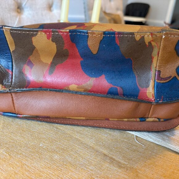 Price Drop,Patricia Nash  Winter Bloom Collection Leather Crossbody Bag. - Picture 9 of 10